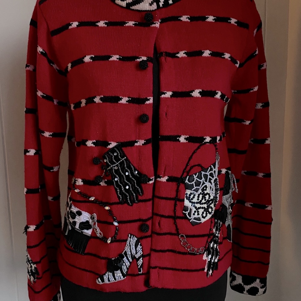Jane’s Closet Vintage Sweater Cardigan with Embellishment in Red and Black | S